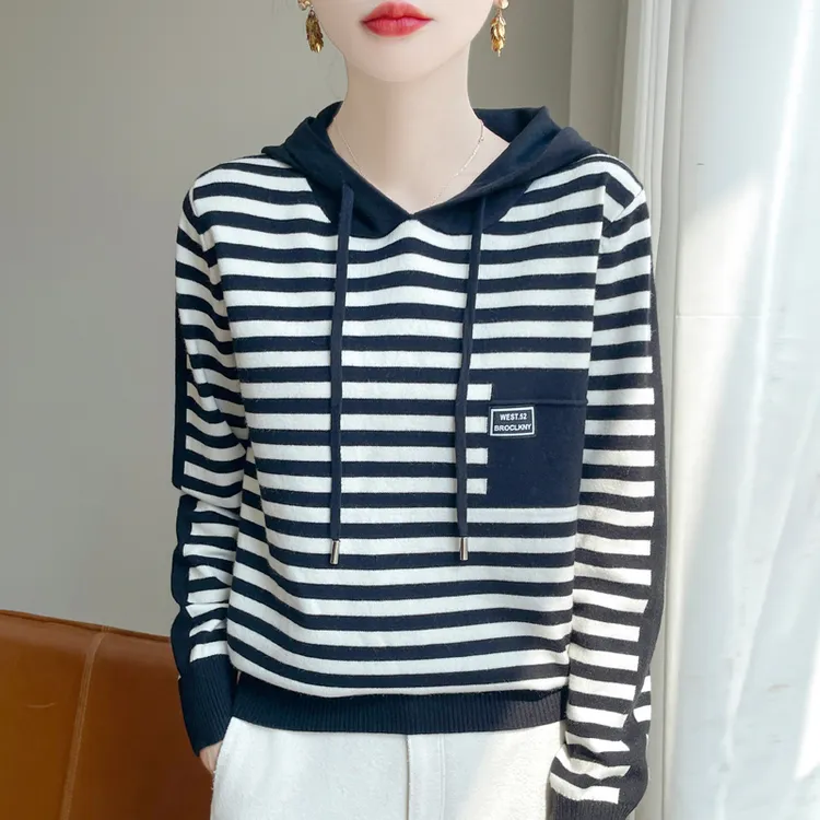 恒源祥彩羊秋季拼色条纹连帽针织衫毛衣女士套头百搭宽松显瘦上衣
