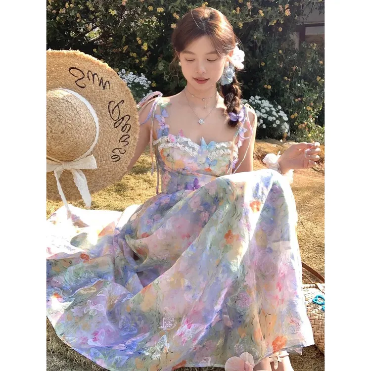 大码绝美吊带连衣裙女夏季新款超好看法式沙滩度假风晕染碎花长裙