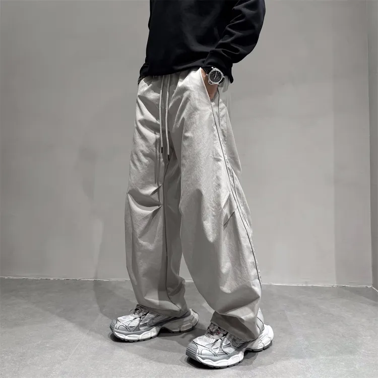 日潮山系街头感户外机能休闲伞兵男秋季新品宽松剪裁工装拖地裤潮