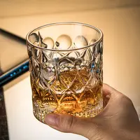 家用创意啤酒杯洋酒杯水杯网红玻璃杯个性旋转无铅欧式鸡尾酒杯
