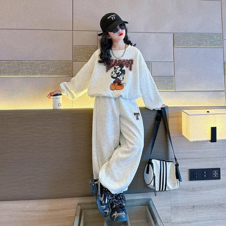 女童运动套装2025新款女孩洋气时髦春秋款儿童早秋穿搭卫衣两件套