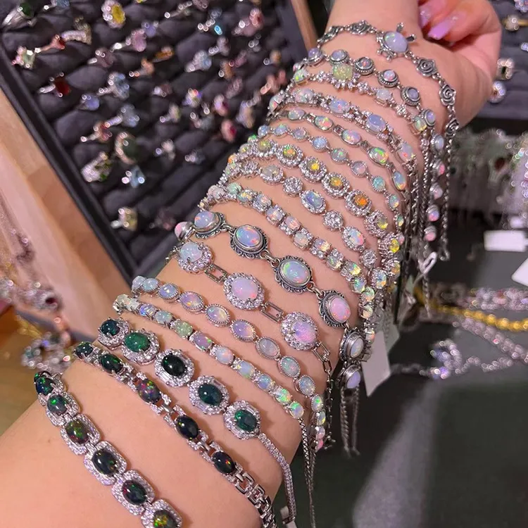 铜合金亚克力手链 女时尚个性潮流设计手环轻奢高级感手饰