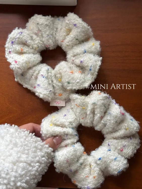 《冬日雪雨》原创设计日韩发圈发绳少女宝宝甜美手工发饰气质毛绒