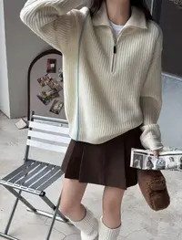 女士半拉链翻领元宝针加厚毛衣