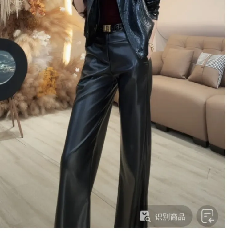 【YING FASHION】莹老板-时尚气质百搭金扣阔腿皮裤 8020838 548