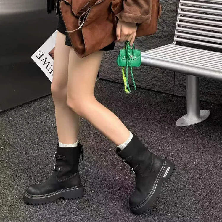 复古直筒靴女士厚底增高 中筒靴 松糕底2025秋季新款搭扣百搭潮鞋