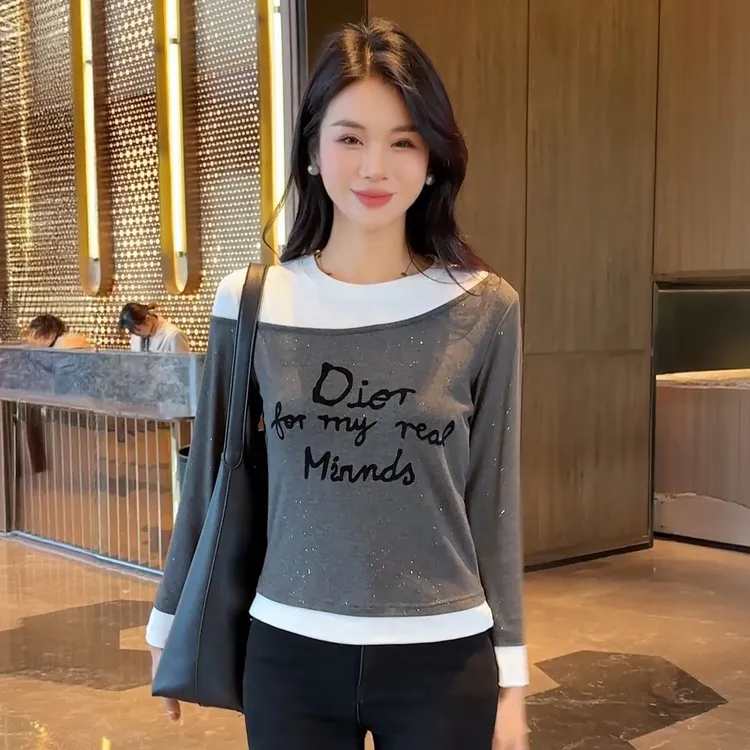 打底衫上衣女2025秋冬新款植绒撒银拼接设计感时尚显瘦休闲上衣