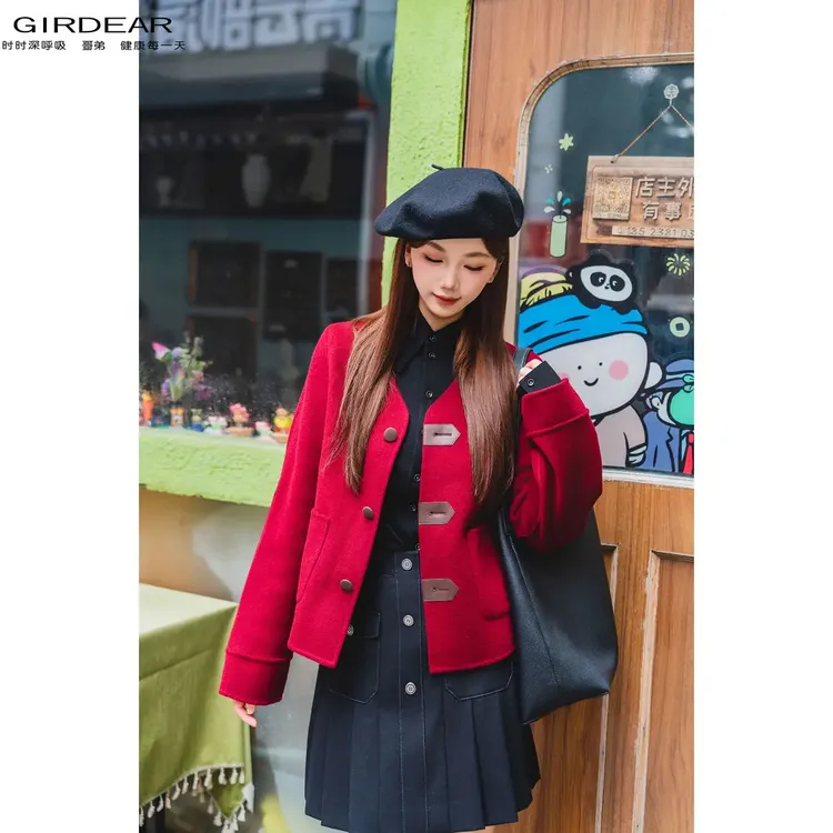 GIRDEAR/哥弟秋冬新款气质精致休闲短款时尚毛呢短外套女 1400779