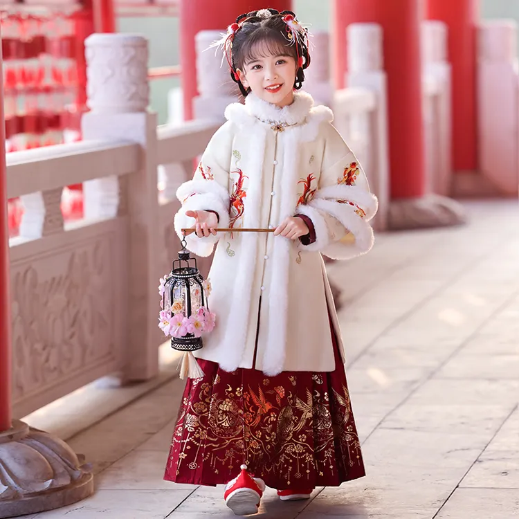 女童汉服冬季拜年服2025新款儿童马面裙套装加厚新年过年喜庆唐装
