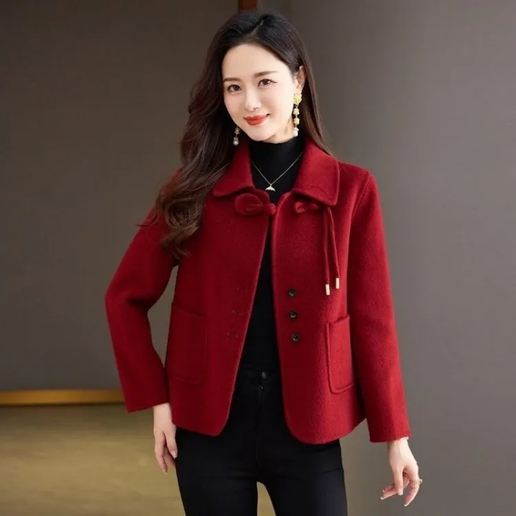 中老年女装短款小个子大衣女翻领时尚修身红色羊绒混纺呢子外套