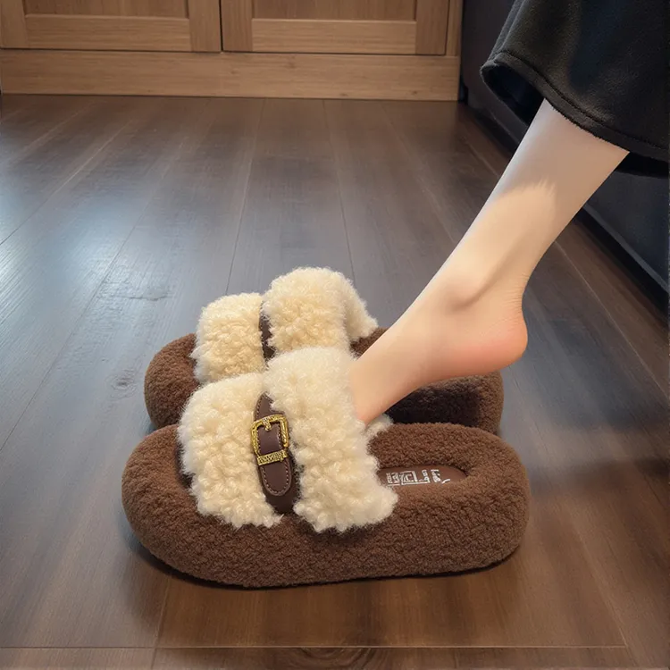 羊羔绒毛毛拖鞋女2025新款秋季晚晚风皮带扣拼色软底配裙子棉拖鞋