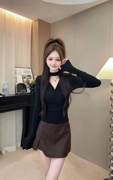 【现货】法式v领长袖气质女秋冬加绒显瘦人棉褶皱内搭短上衣打底衫