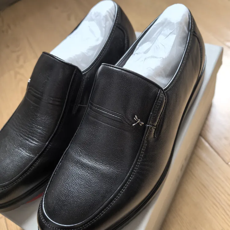 品牌男士耐磨纯色头层牛皮防滑一脚蹬舒适休闲中老年爸爸鞋