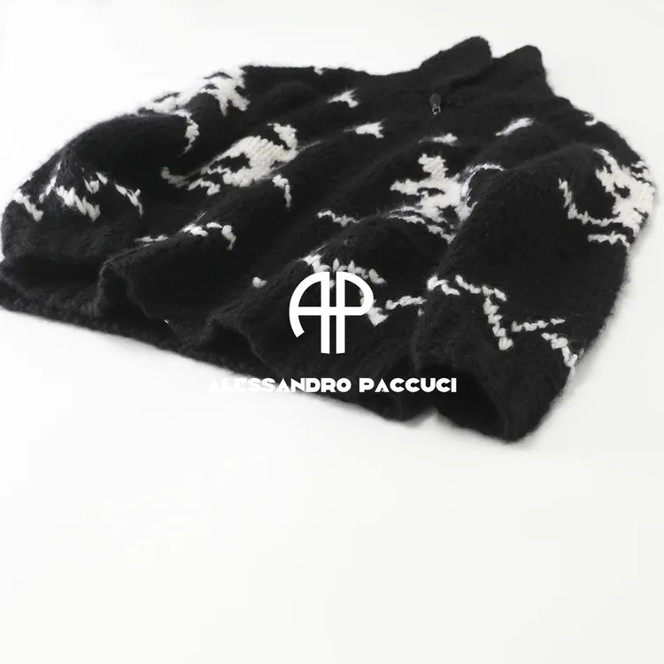 AP洛哥54286SK【滑雪】山羊绒+桑蚕丝手工棒针黑白撞色提花时尚开衫