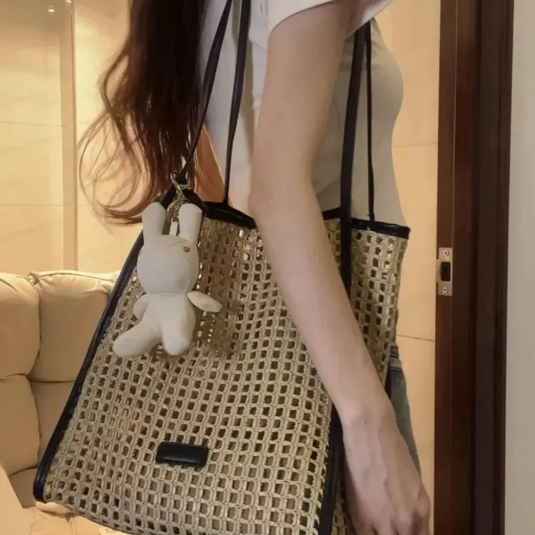 夏季时尚镂空编织包包女2025新款海边度假沙滩包大容量单肩托特包