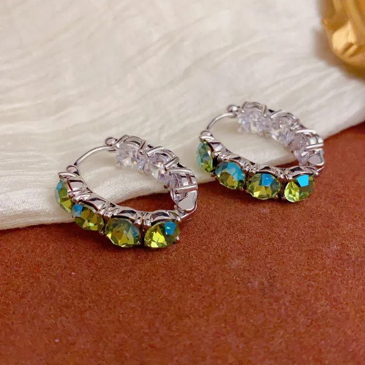 铜合金锆石耳饰 铜合金锆石耳饰 个性简约绿色复古轻奢百搭圈圈