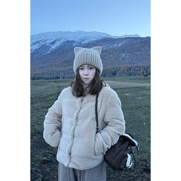 Tuuuh【泰迪绒棉服】连帽棉服女冬复古毛绒保暖棉衣外套Y38039TU54