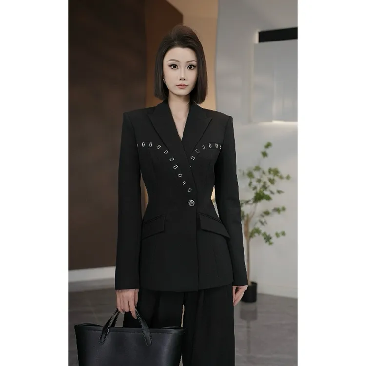 琦哥【时装周】原创小众设计收腰时尚职场穿搭春秋西装外套35400