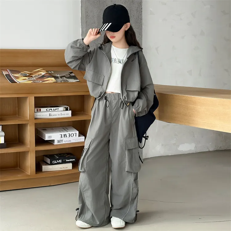 女童秋装套装2025新款大童女装连帽工装潮酷女孩休闲运动春秋炸街