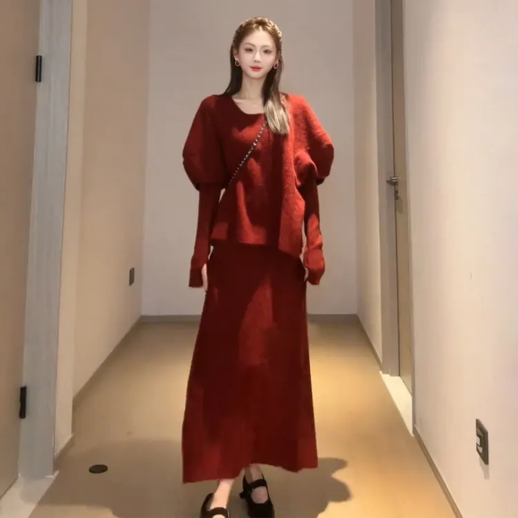 复古温柔风红色毛衣套装女春秋慵懒风可拆袖套针织衫半身裙两件套