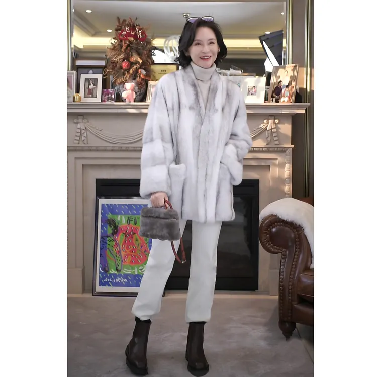 我是摩羯黑标 十字雪貂 高奢C皇冠哥本哈根紫标天鹅绒短2母貂皮草