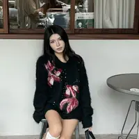 AOSER女士休闲风时尚百搭通勤纯色锦鲤圆领毛衣休闲女装2556