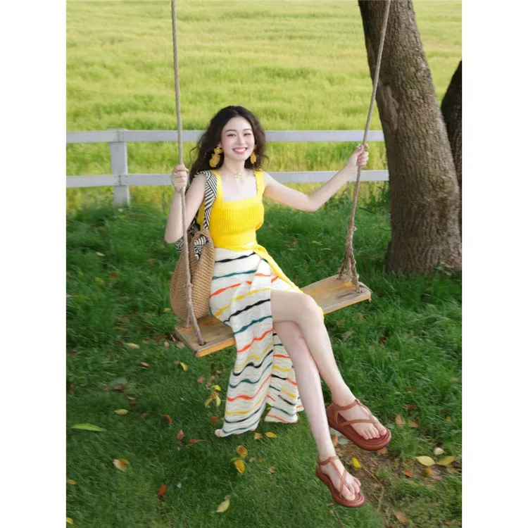 夏季新款套装女小个子甜辣短款吊带背心洋气遮肉百搭条纹半身裙子