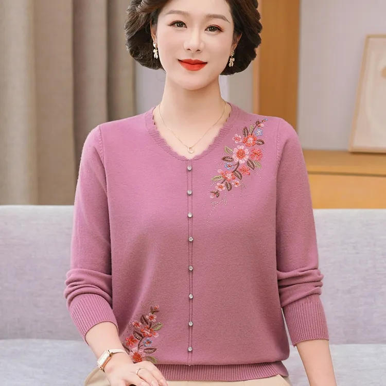中老年女针织衫上衣服春秋新款洋气打底小衫妈妈装长袖宽松薄毛衣