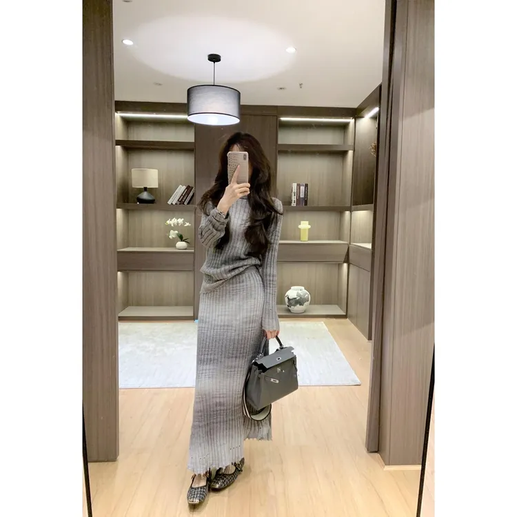 法式小香风高级感针织套装裙秋冬新款设计感扭结毛衣半身裙两件套