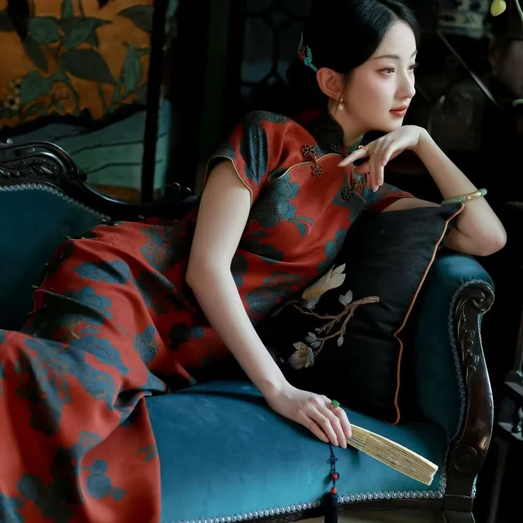 款号【151-200】在这个链接高端专柜手工旗袍集合链接