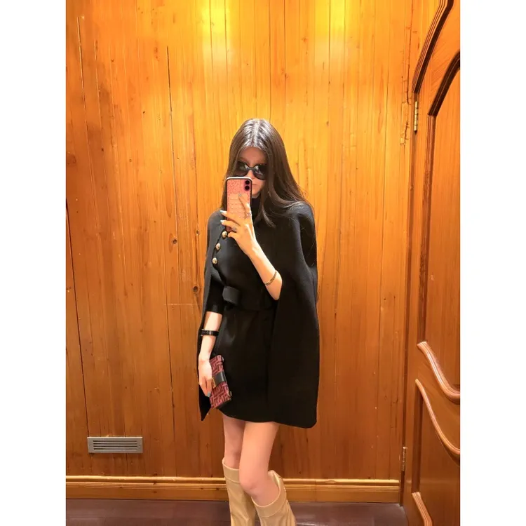 黑色披肩斗篷毛衣外套女款春秋法式名媛高级感小香风短款气质上衣
