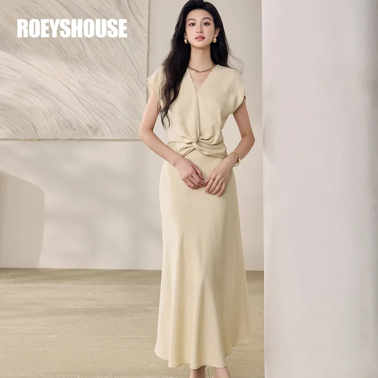 【RH】罗衣设计感扭结套装2025夏季新款褶皱上衣半身裙两件套12392