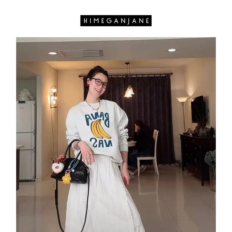 HIMEGANJANE 植绒发泡banana加绒圆领卫衣女 SF-0208