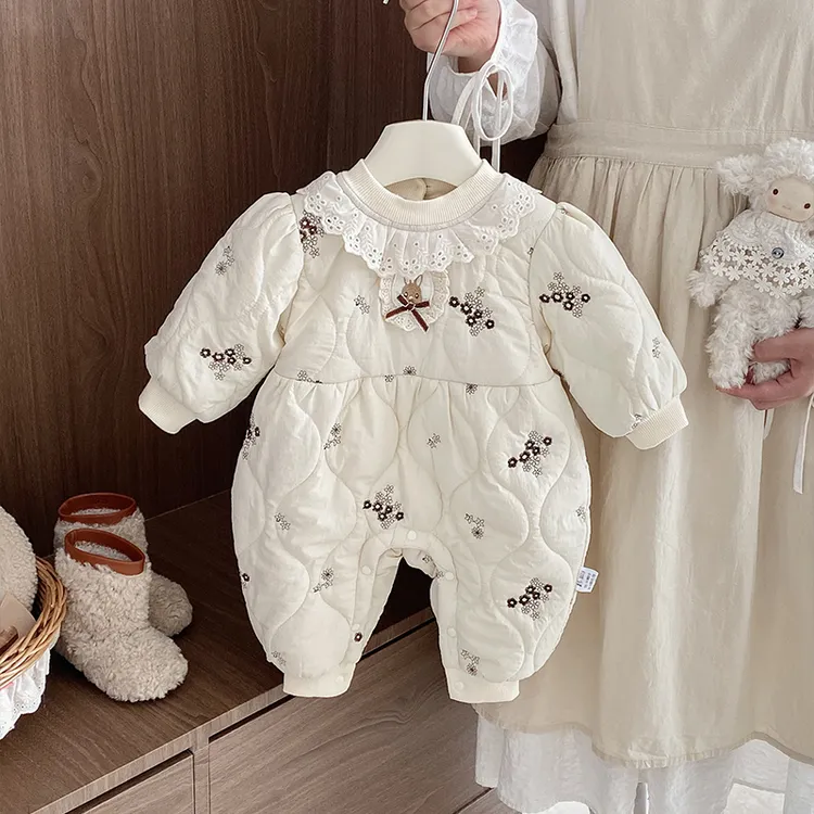 深秋婴儿衣服秋冬装女宝宝加绒夹棉连体衣公主洋气哈衣秋冬外出服