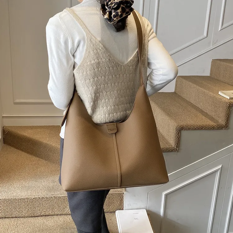 单肩托特包休闲百搭秋冬新款大容量包包女款软包不塌大学生通勤包