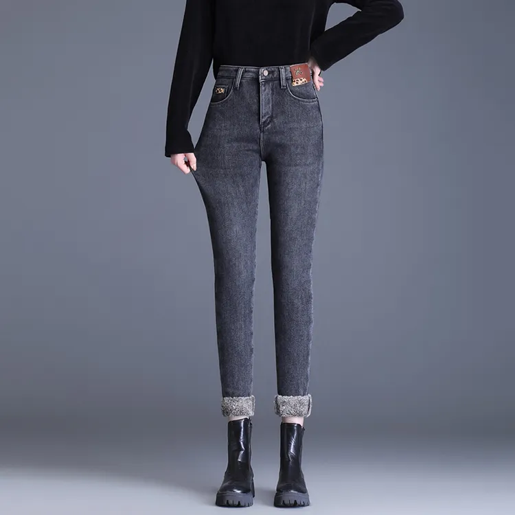 加厚羊羔绒牛仔裤女2025年冬季新款高腰加绒保暖紧身小脚铅笔靴裤