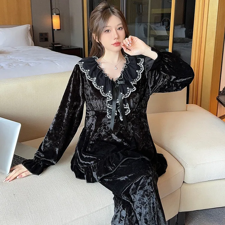 带胸垫睡衣女秋冬金丝绒长袖蕾丝花边保暖家居服高级感睡衣套装