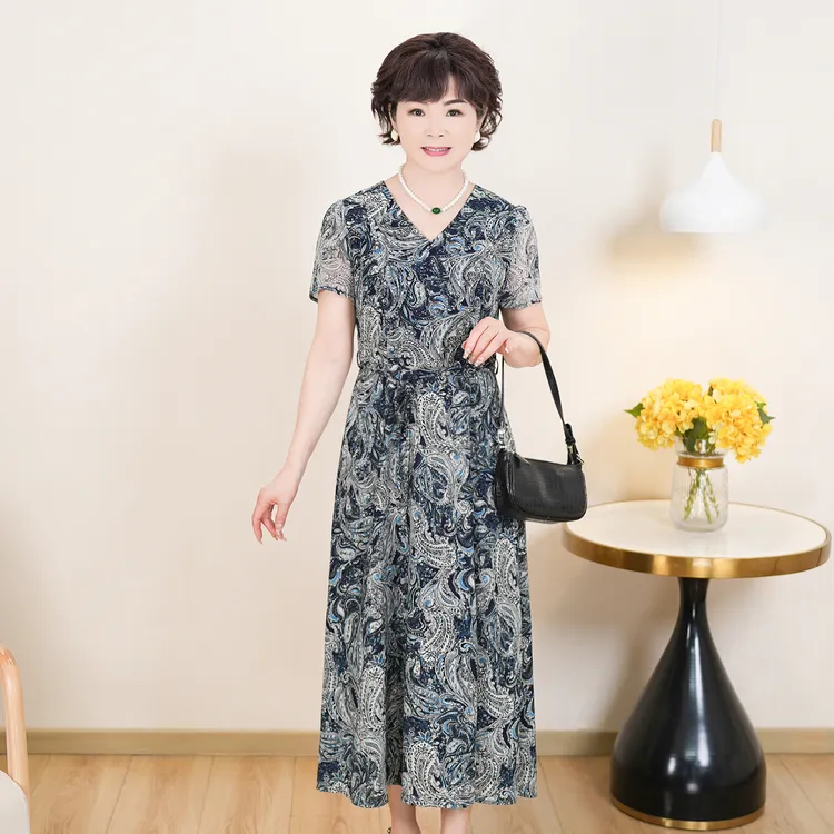 中年妈妈装洋气高贵连衣裙2025夏装新款中老年短袖大码印花裙子