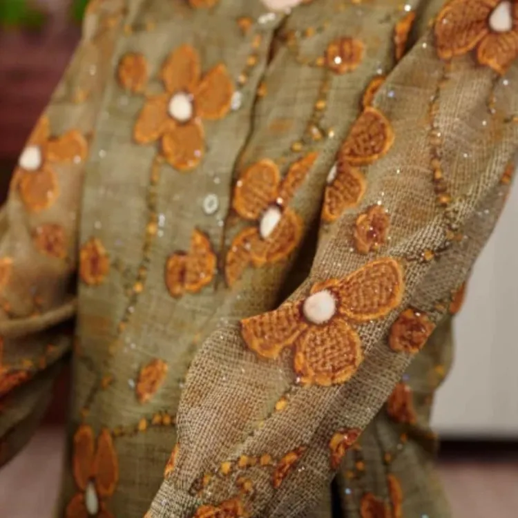 A10010#女士圆领印花休闲咖花衬衫