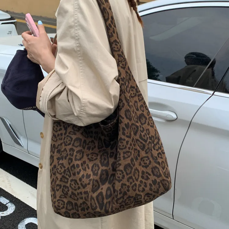 2025新款小众设计包包单肩包短绒面料托特包潮流个性简约女包