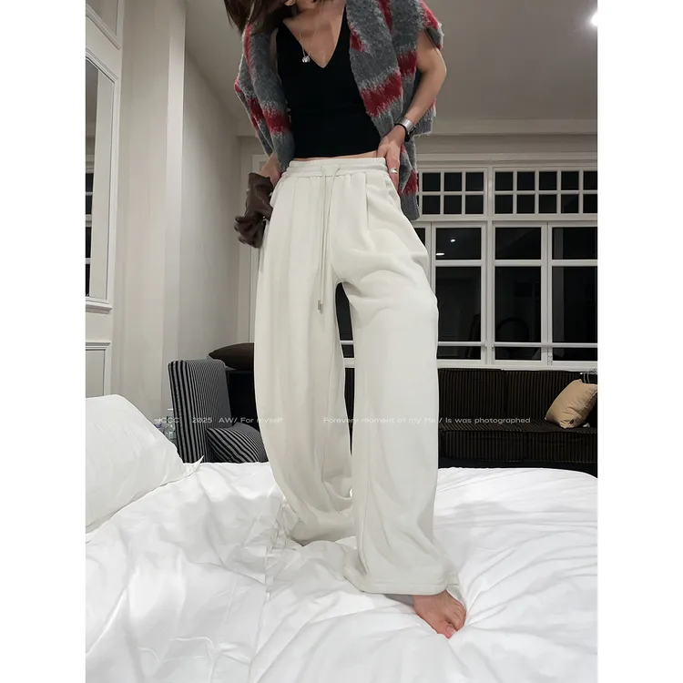 JCCC影子【糯叽叽】米白色松弛感运动风垂感加绒直筒休闲裤JE5PBK11