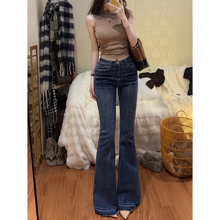 低腰紧身压褶设计微喇牛仔裤女2025年秋季新款性感显瘦长腿牛仔裤