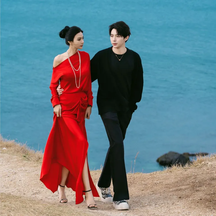 魏元高定/气质名媛红色缎面醋酸衬衫连衣裙高级感轻奢设计-0953