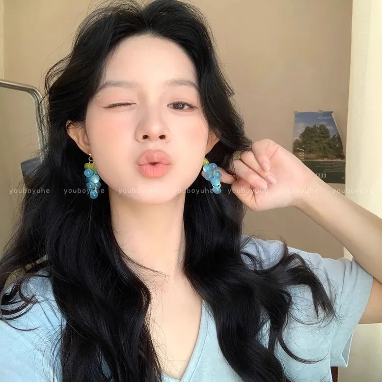 清透夏日~撞色葡萄串珠耳环女2025高级感艺术生耳钉度假风耳饰品