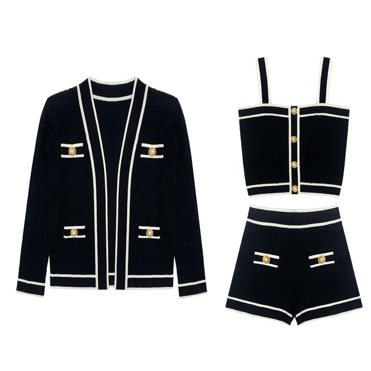 法式温柔风肌理纹针织三件套女春秋小香风设计感短裤套装开衫外套