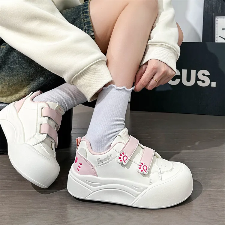 回力女鞋可爱风魔术贴厚底板鞋2026新款轻便面包鞋学生百搭小白鞋