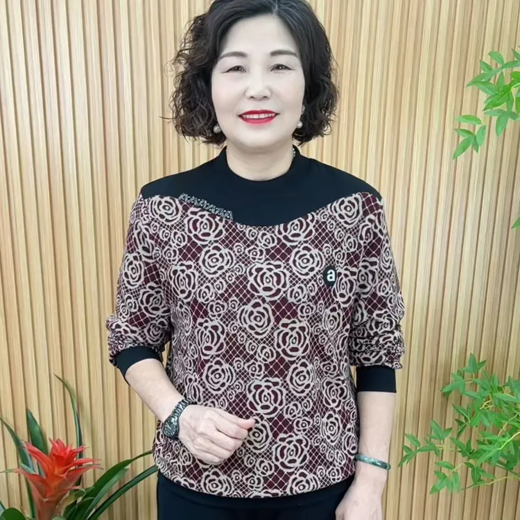 常规款植物花卉圆领中老年女装印花显瘦女士妈妈装V2121