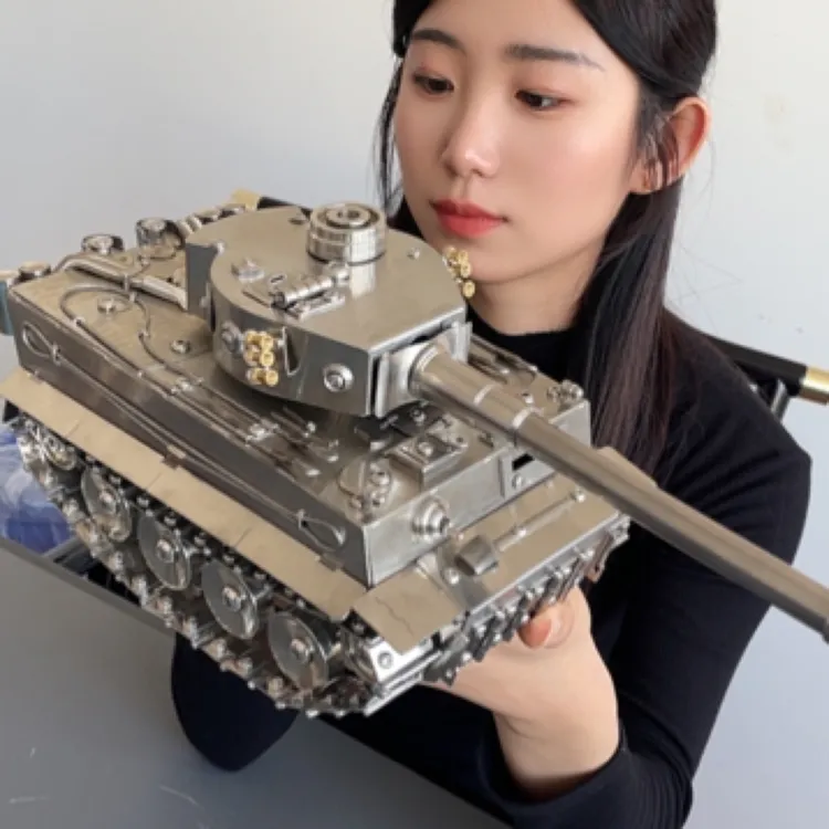 全金属虎式模型车男孩玩具家居摆件装饰礼物