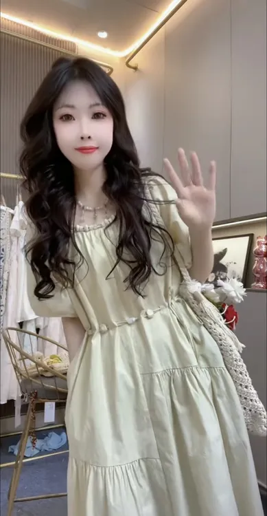 裙子系带连衣裙圆领甜美夏季设计感时尚修身显瘦气质收腰