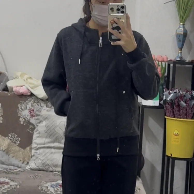 天丝混纺磨毛绒感肯豆风显瘦休闲卫衣